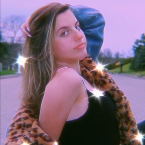 Meet your Posher, Francesca